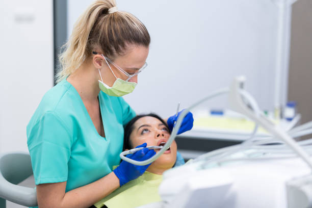 Best Pediatric Emergency Dentist in Poplar Cotton Center, CA